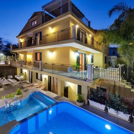 Athena In 5pax * Marina di Ragusa